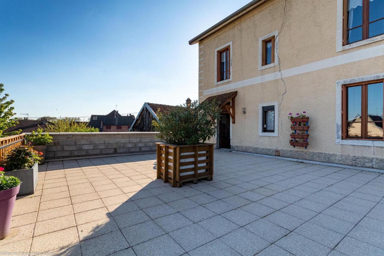 Les Hirondelles Villa Pesmes Buitenkant foto